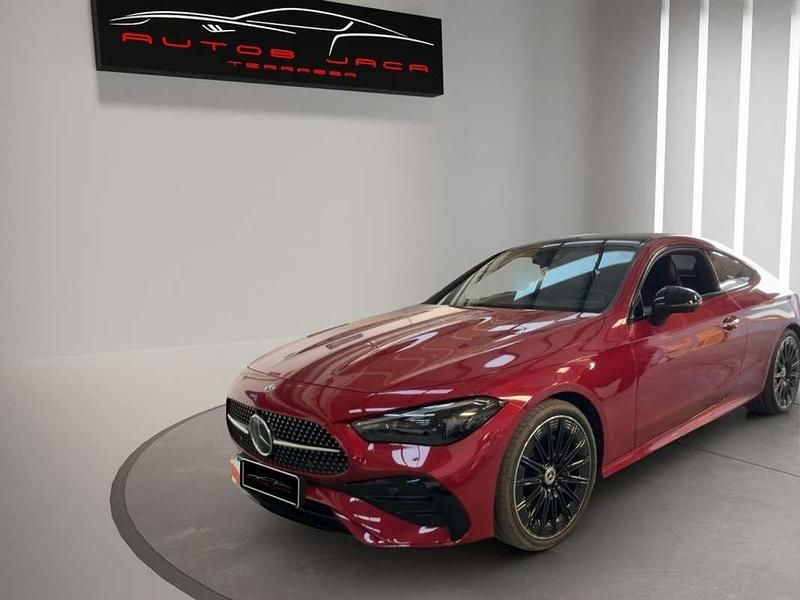 Usado Mercedes CLE220 197 CV (144 kW) 2024 Burdeos Coupe