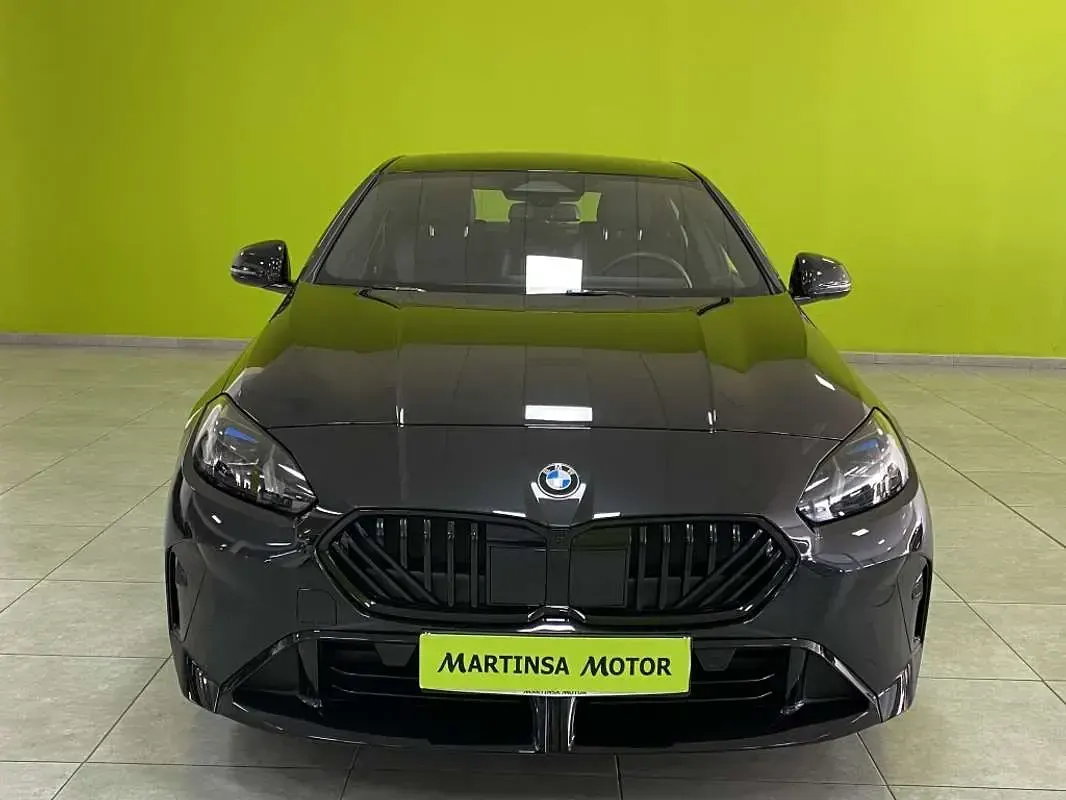 Usado BMW 220 Sport Line 178 CV (130 kW) 2025 Negro Coupe