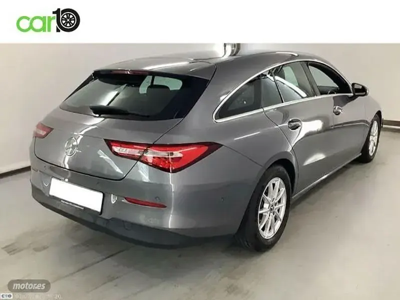 Usado Mercedes CLA180 116 CV (85 kW) 2022 Gris Coupe