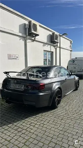 Usado BMW 330 Cabriolet 231 CV (169 kW) 2007 Gris / plata Descapotable