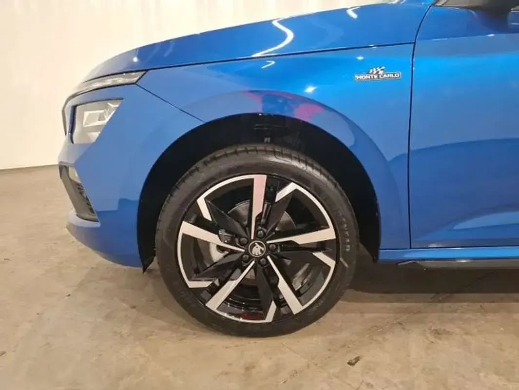 Usado Skoda Kamiq Monte Carlo 116 CV (85 kW) 2026 Azul SUV