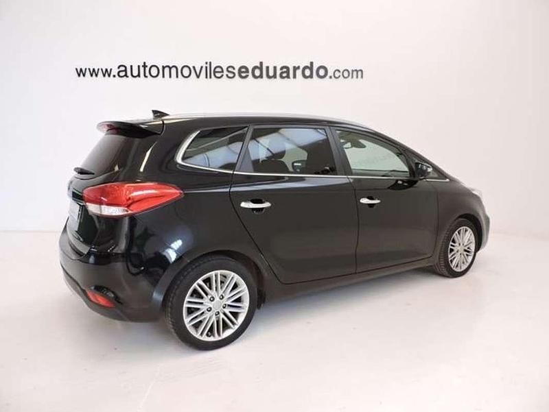 Usado Kia Carens 136 CV (100 kW) 2018 Negro Monovolumen