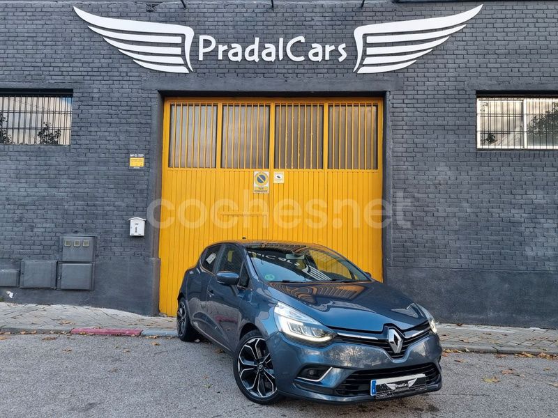 Gris / plata Usado 2017 Renault Clio IV Zen Berlina | 9800 € (Precio justo) - Imagen 1/4