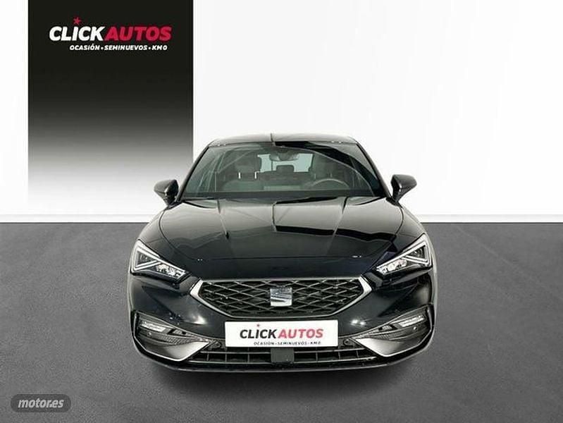Usado Seat Leon FR 130 CV (95 kW) 2023 Negro Berlina