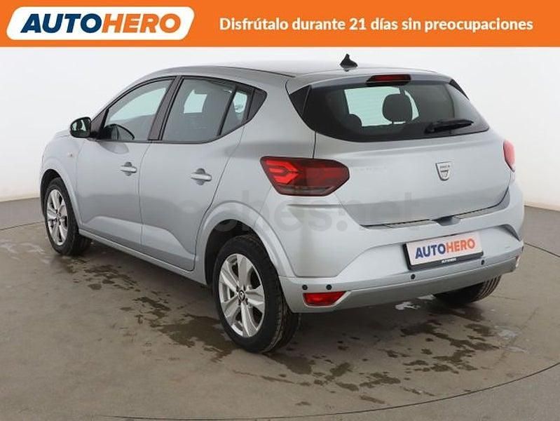 Usado Dacia Sandero Comfort 91 CV (66 kW) 2022 Gris Berlina