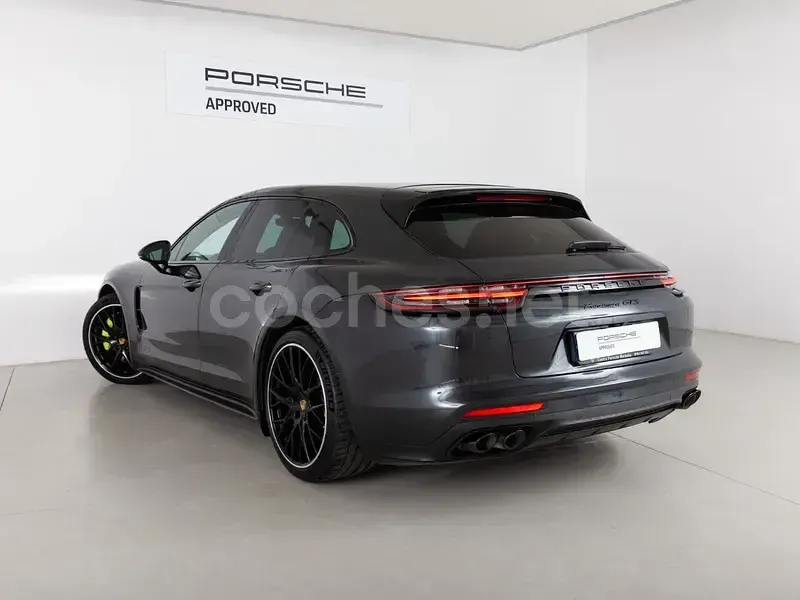 Usado Porsche Panamera GTS Sport Turismo 460 CV (338 kW) 2019 Gris / plata Utilitario