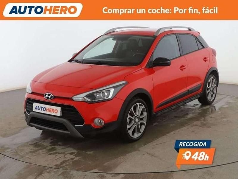 Usado Hyundai i20 Active 101 CV (74 kW) 2018 Rojo Utilitario