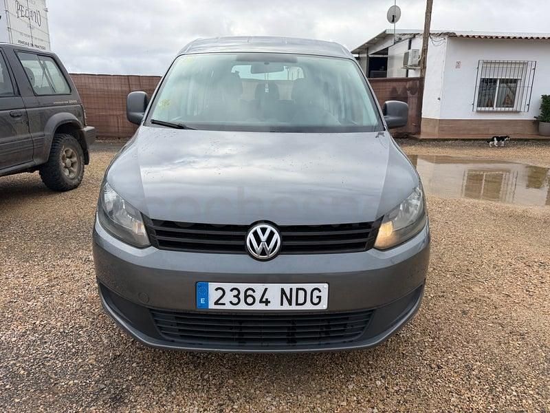 Usado VW Caddy Comfortline 102 CV (75 kW) 2014 Gris / plata Monovolumen