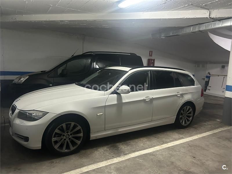 Usado BMW 318 143 CV (105 kW) 2012 Blanco Familiar