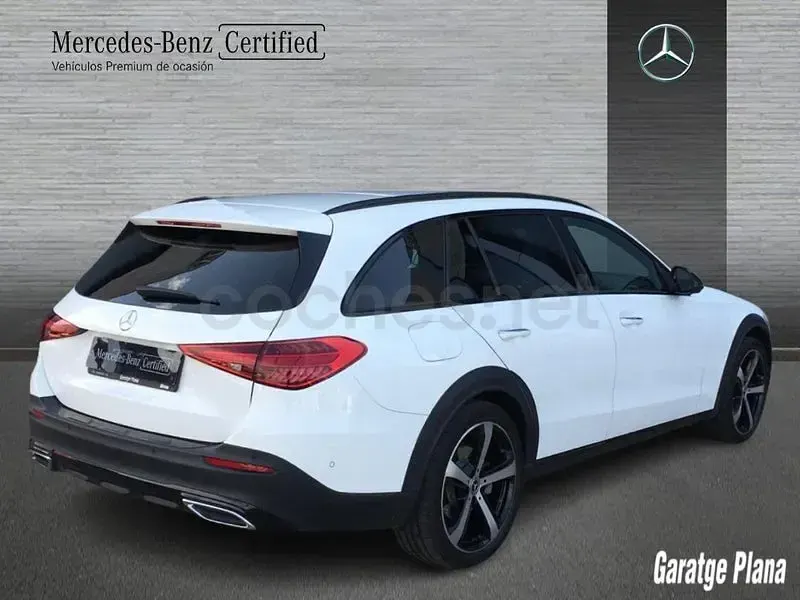 Usado Mercedes C220 200 HP (147 kW) 2023 Branco Carrinha