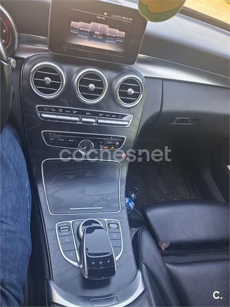 Usado Mercedes C200 AMG line 136 CV (100 kW) 2016 Negro Berlina