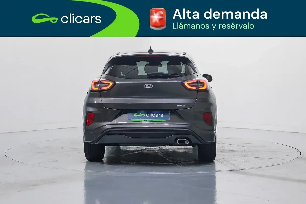 Usado Ford Puma ST-Line X 125 CV (91 kW) 2023 Gris / plata SUV