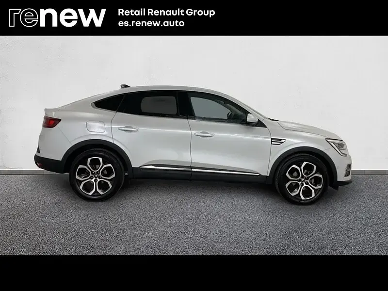 Usado Renault Arkana Zen 140 CV (102 kW) 2022 Blanco SUV