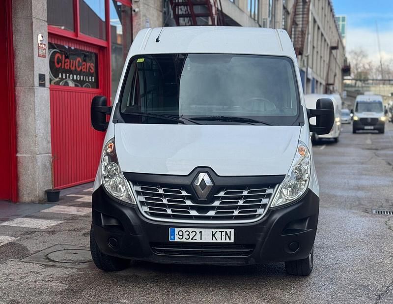 Usado Renault Master 110 CV (80 kW) 2019 Blanco Berlina