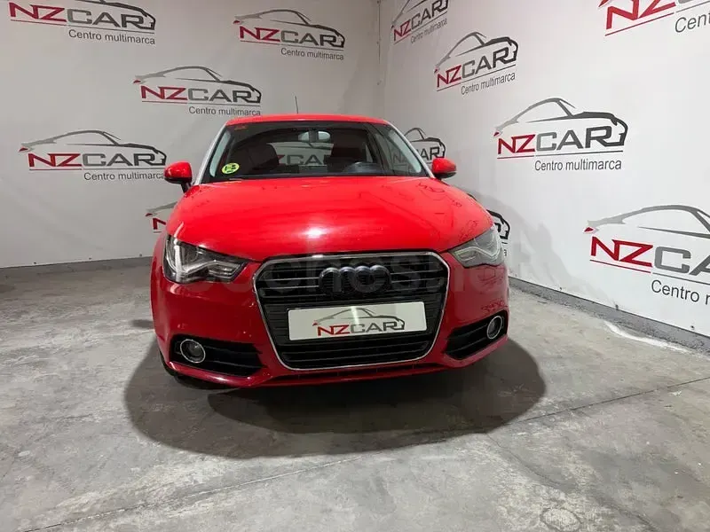 Usado Audi A1 Ambition 105 CV (77 kW) 2011 Rojo Utilitario