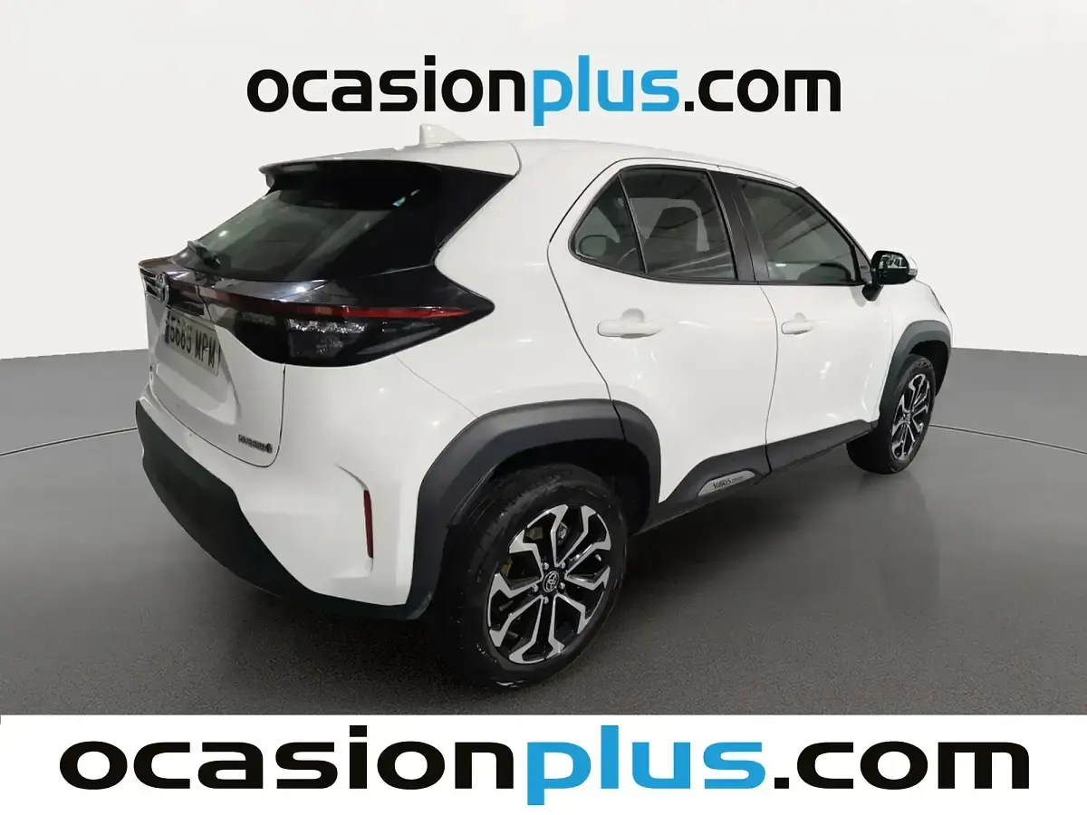 Occasion Toyota Yaris Hybrid Active 116 PK (85 kW) 2024 Wit Pickup