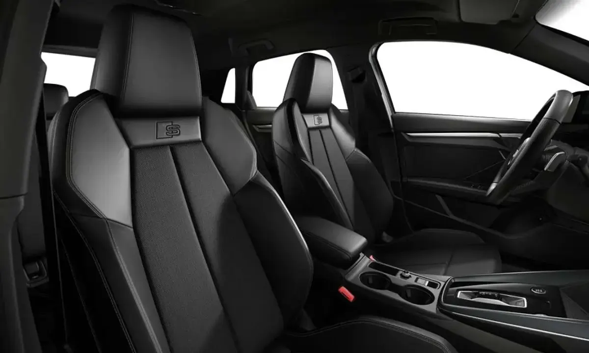 Usado Audi A3 Sportback e-tron S-Line 204 CV (150 kW) 2025 Gris Utilitario