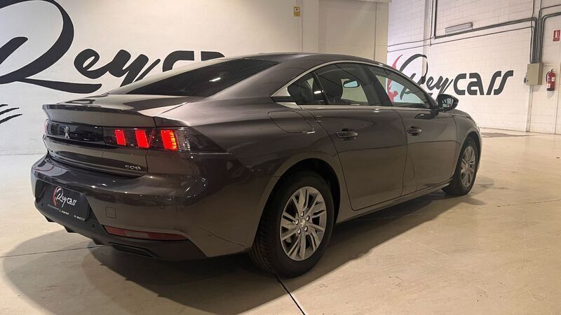 Usado Peugeot 508 Business-Line 131 CV (96 kW) 2021 Gris Berlina