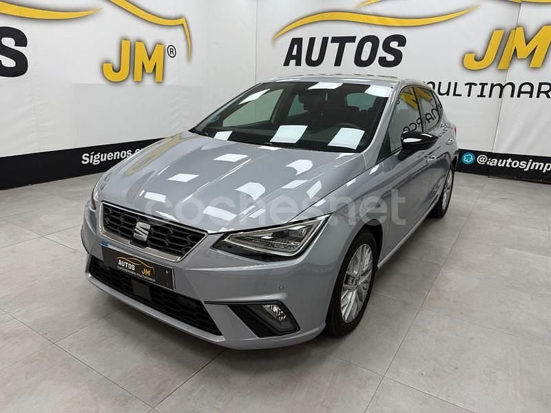 Gris / plata Usado 2024 Seat Ibiza FR Berlina | 19.900 € (Caro) - Imagen 1/4
