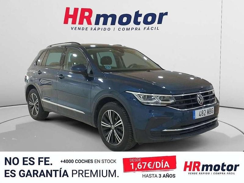 Usado VW Tiguan Life 151 CV (111 kW) 2022 Azul SUV