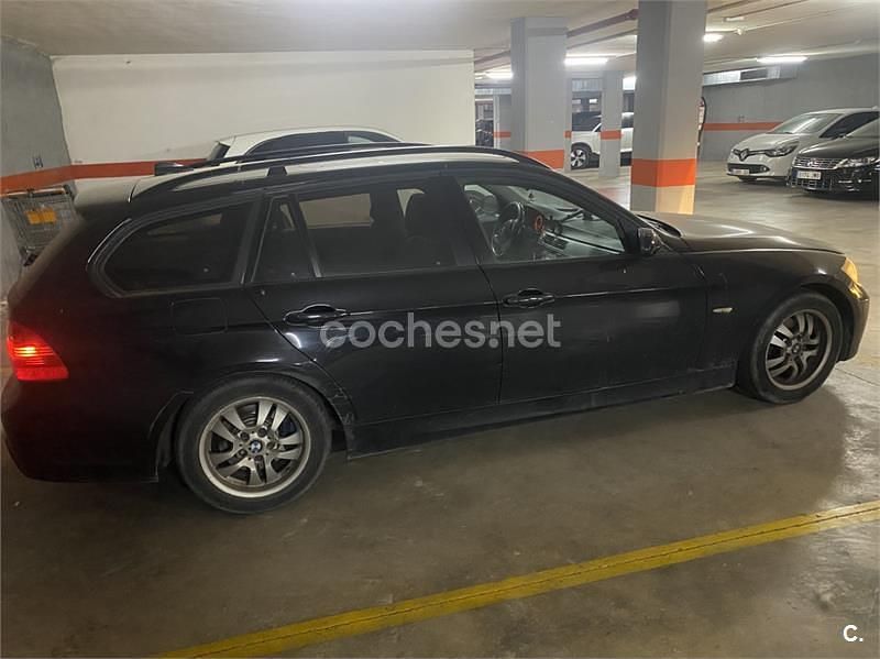 Usado BMW 320 150 CV (110 kW) 2005 Negro Familiar