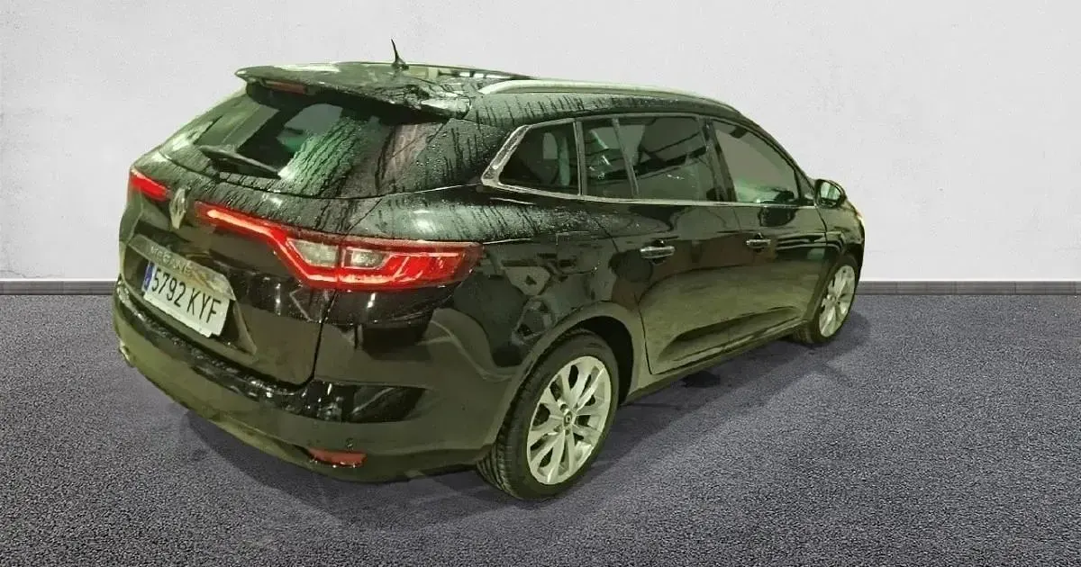 Usado Renault Mégane Zen 140 CV (102 kW) 2019 Berlina