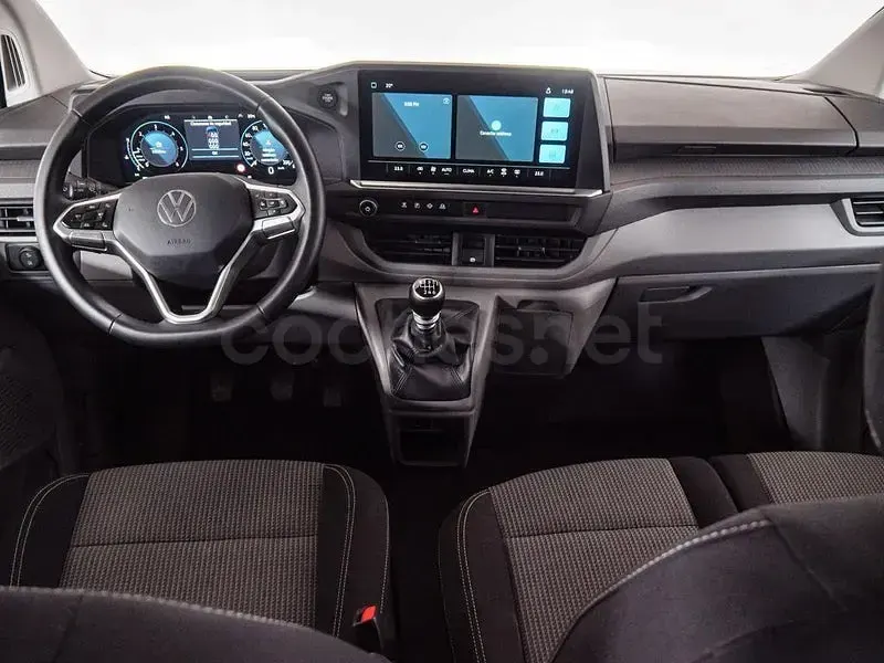 Usado VW Caravelle 110 CV (80 kW) 2025 Blanco Van