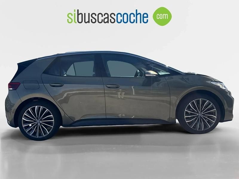 Begagnad VW ID.3 Pure 125 kW (170 HK) 2025 Grön Halvkombi