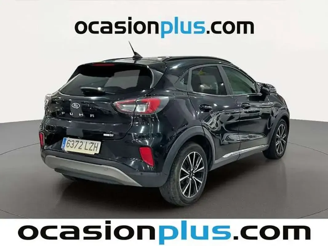 Usado Ford Puma Titanium 125 CV (91 kW) 2022 Negro SUV