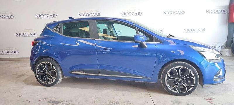 Gris Usado 2018 Renault Clio IV LIMITED Utilitario | 11.000 € (Precio justo) - Imagen 1/4