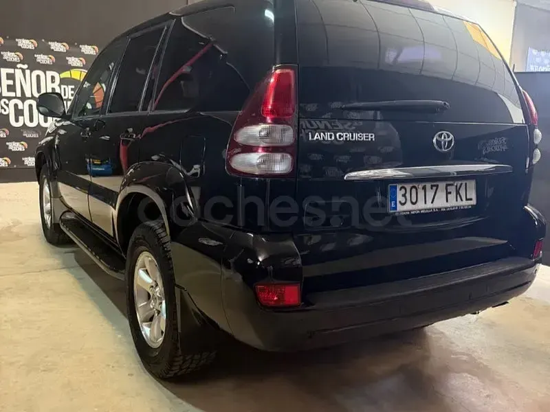 Usado Toyota Land Cruiser 173 CV (127 kW) 2007 Negro SUV