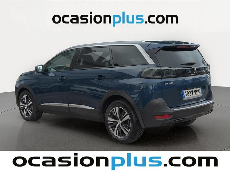 Usado Peugeot 5008 Allure 131 CV (96 kW) 2023 Azul SUV