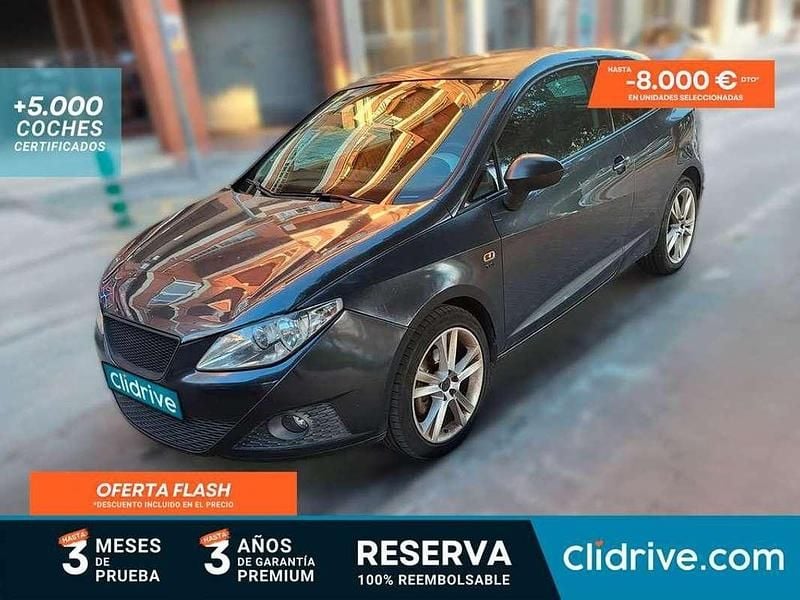 Usado Seat Ibiza Style 105 CV (77 kW) 2010 Gris Utilitario