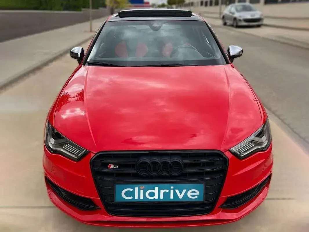 Usado Audi S3 Sportback Comfort 300 CV (220 kW) 2014 Rojo Utilitario