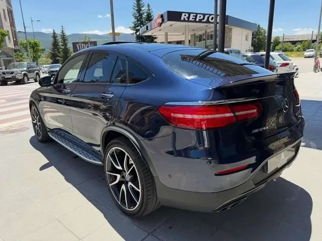 Usado Mercedes GLC43 AMG AMG 367 CV (269 kW) 2018 Azul SUV