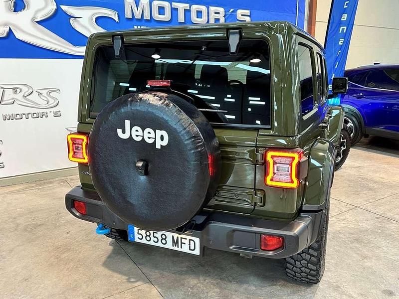 Usado Jeep Wrangler Unlimited Rubicon 381 CV (280 kW) 2023 Verde SUV
