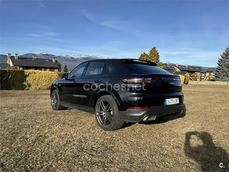 Usado Porsche Cayenne E-Hybrid Coupe 462 CV (339 kW) 2021 Negro SUV