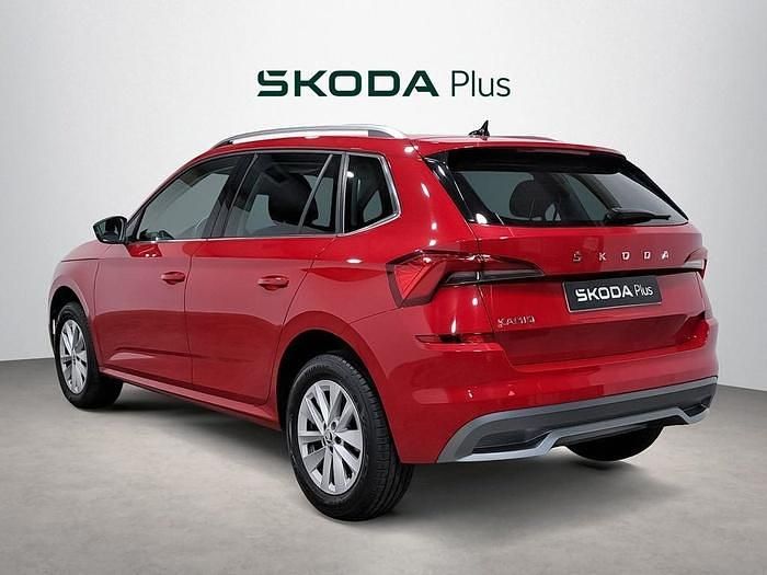Rojo Usado 2024 Skoda Kamiq Ambition SUV | 22.540 € (Un poco caro) - Imagen 1/4