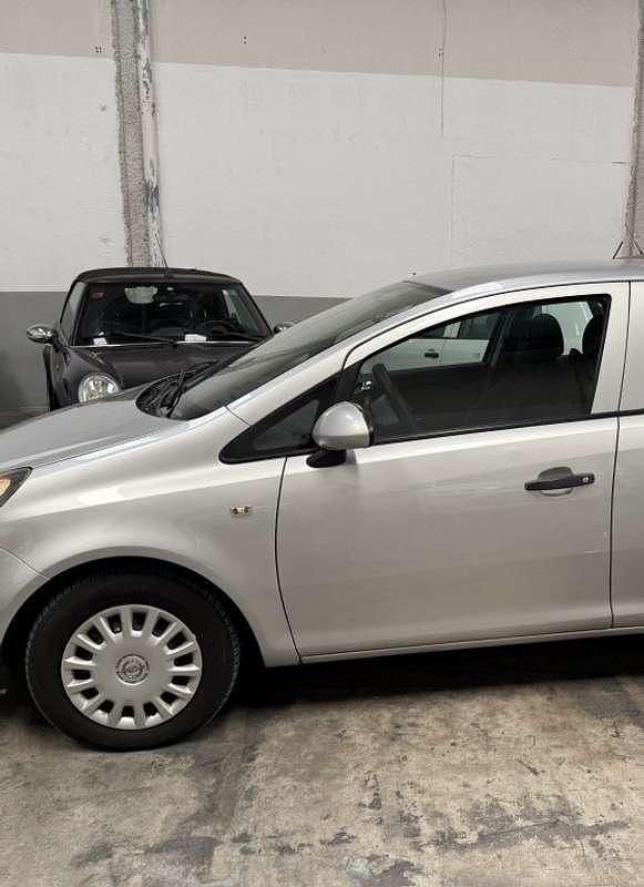 Usado Opel Corsa Selective 75 CV (55 kW) 2014 Utilitario