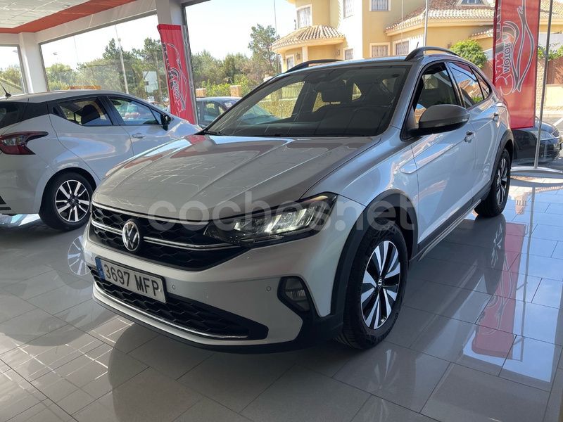 Gris / plata Usado 2023 VW Taigo Life SUV | 22.900 € (Caro) - Imagen 1/4