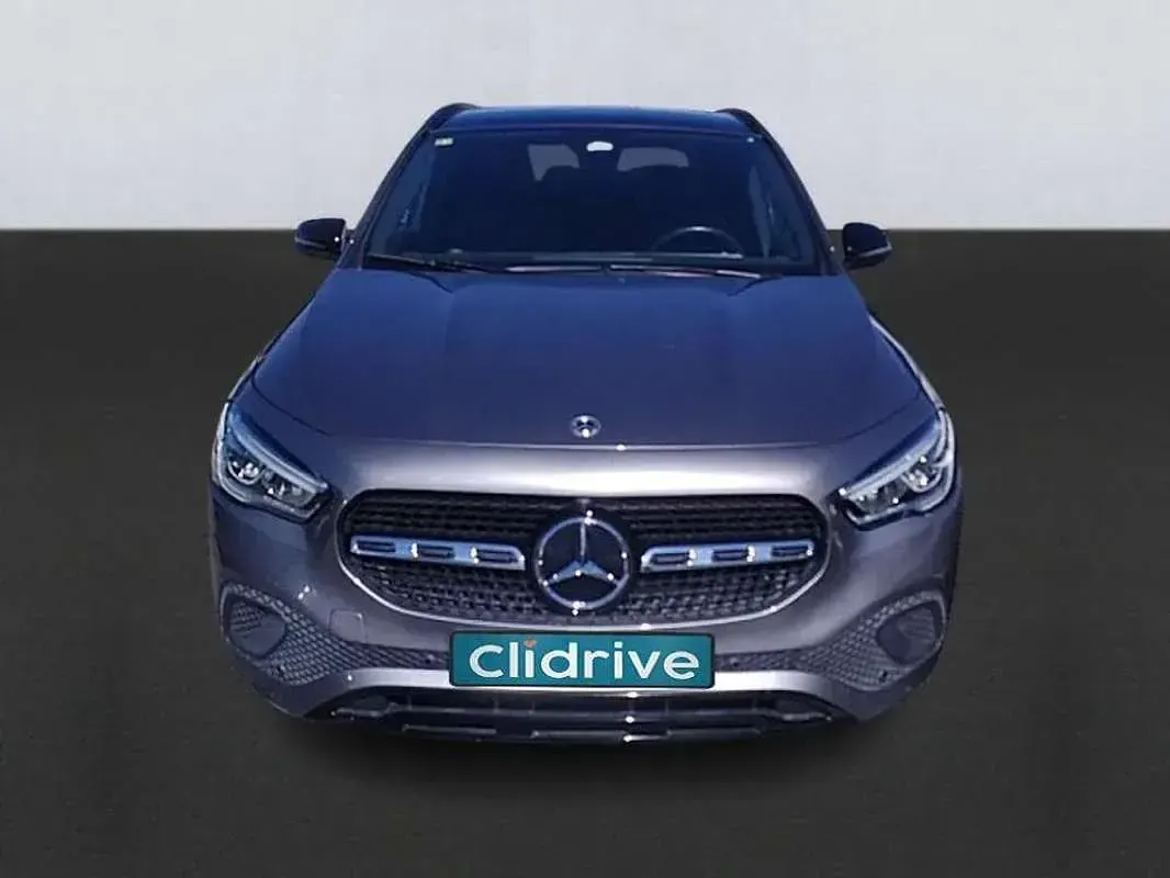 Usado Mercedes GLA200 150 CV (110 kW) 2020 Gris SUV