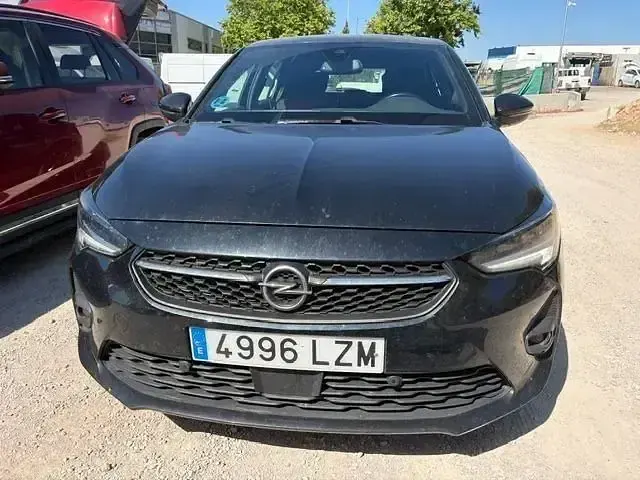 Usado Opel Corsa GS Line 101 CV (74 kW) 2022 Negro Utilitario