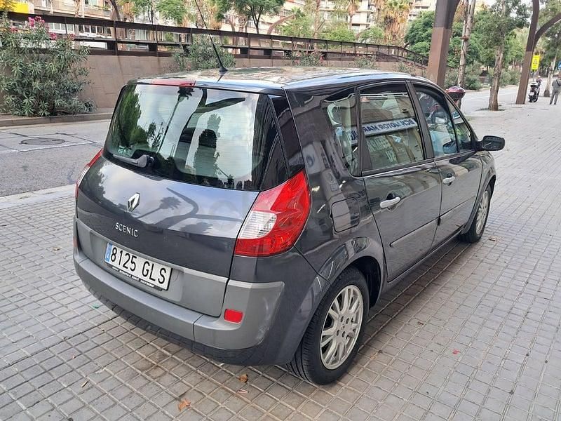 Usado Renault Scénic III Authentique 110 CV (80 kW) 2009 Gris / plata Monovolumen