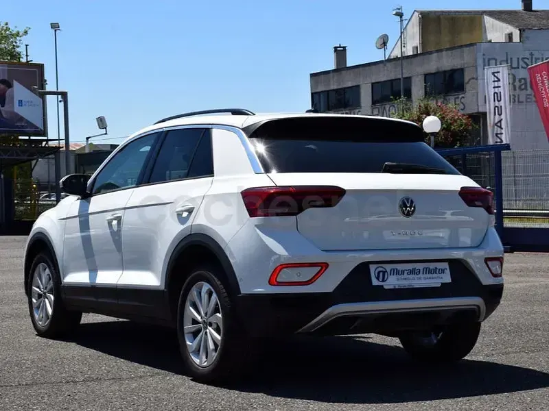Usado VW T-Roc Life 150 CV (110 kW) 2022 Blanco SUV