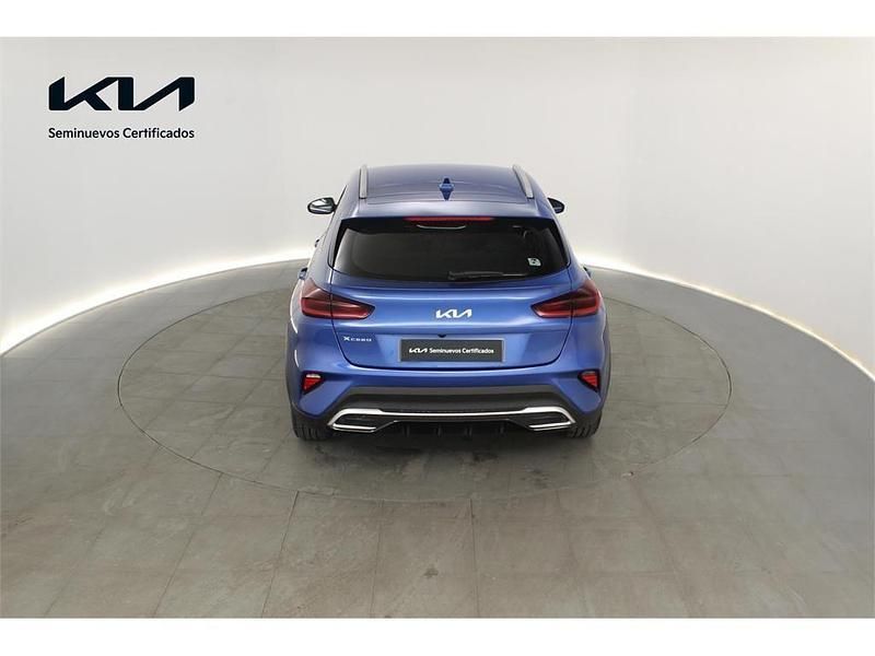 Usado Kia XCeed 100 CV (73 kW) 2025 Azul SUV