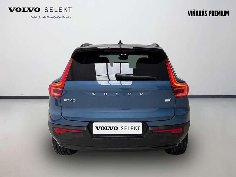 Usado Volvo XC40 Plus 169 kW (231 CV) 2022 Azul SUV