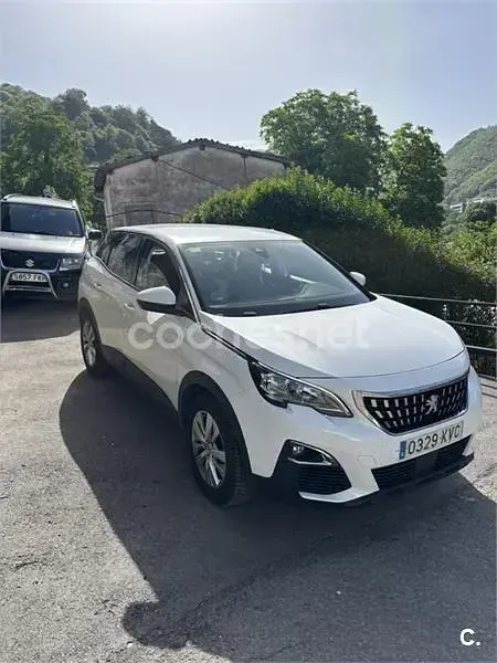Usado Peugeot 3008 Active 130 CV (95 kW) 2019 Blanco SUV