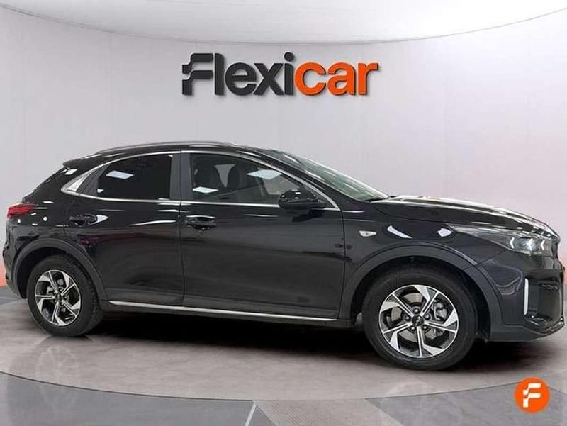 Usado Kia XCeed 120 CV (88 kW) 2023 Negro SUV