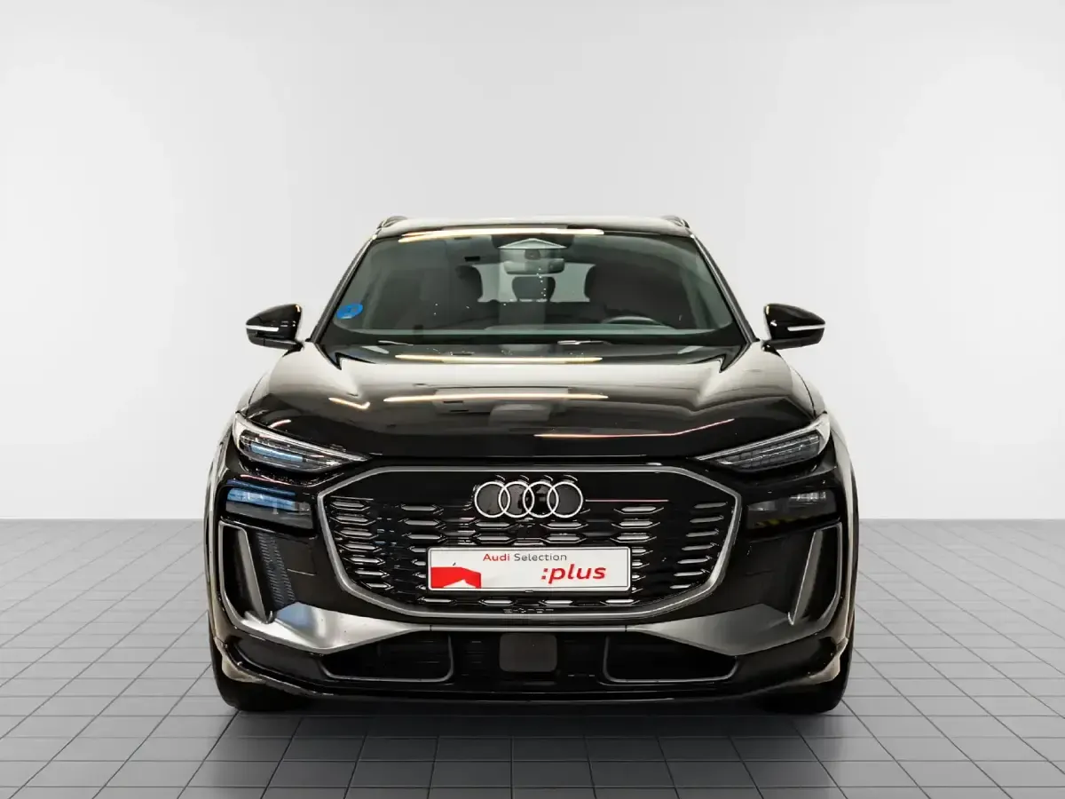 Usado Audi Q6 e-tron 285 kW (388 CV) 2024 Negro SUV