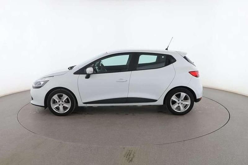 Usado Renault Clio IV Expression 75 CV (55 kW) 2015 Blanco Utilitario